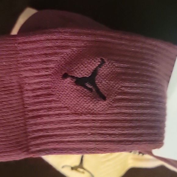 COPY - Unisex Nike Jump man Crew socks,size Men 8-12, Wmn 10-13 color rust,tan,… - Picture 5 of 7